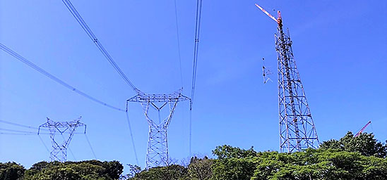 �ˋ󑗓d�H���̗l�q